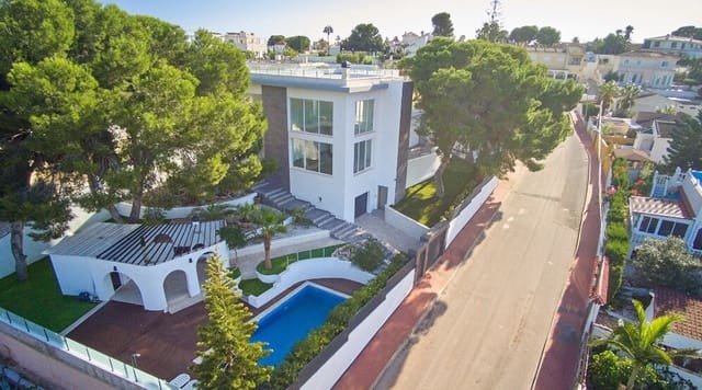 6 soveværelse Villa til salg i Los Balcones med swimmingpool garage - € 850.000 (Ref: 10172648)