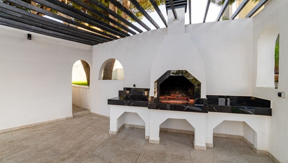 6 soveværelse Villa til salg i Los Balcones med swimmingpool garage - € 850.000 (Ref: 10172648)