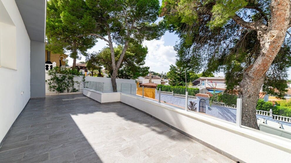 6 soveværelse Villa til salg i Los Balcones med swimmingpool garage - € 850.000 (Ref: 10172648)