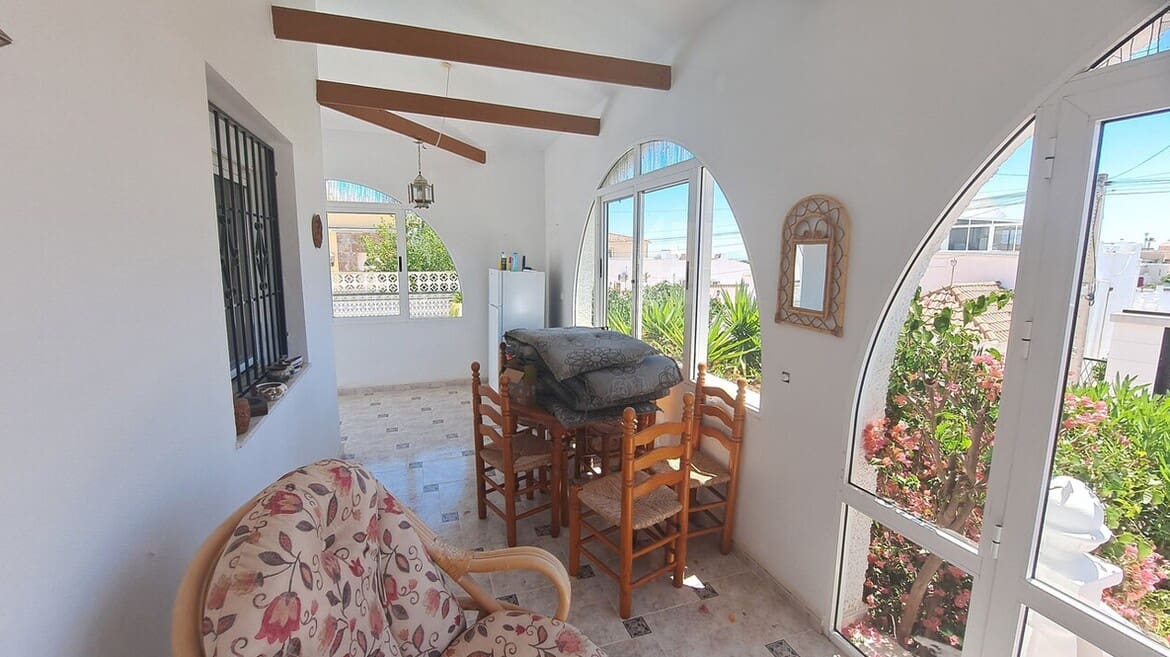 3 Zimmer Villa zu verkaufen in San Miguel de Salinas mit Pool Garage - 350.000 € (Ref: 10172649)