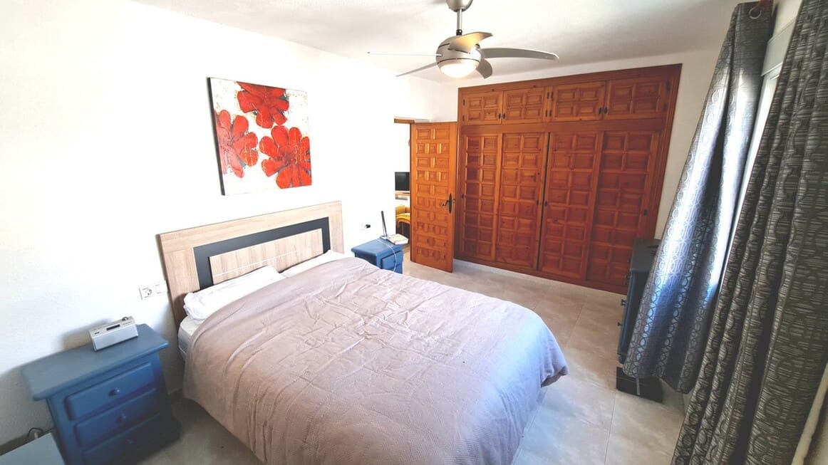 3 Zimmer Villa zu verkaufen in San Miguel de Salinas mit Pool Garage - 350.000 € (Ref: 10172649)