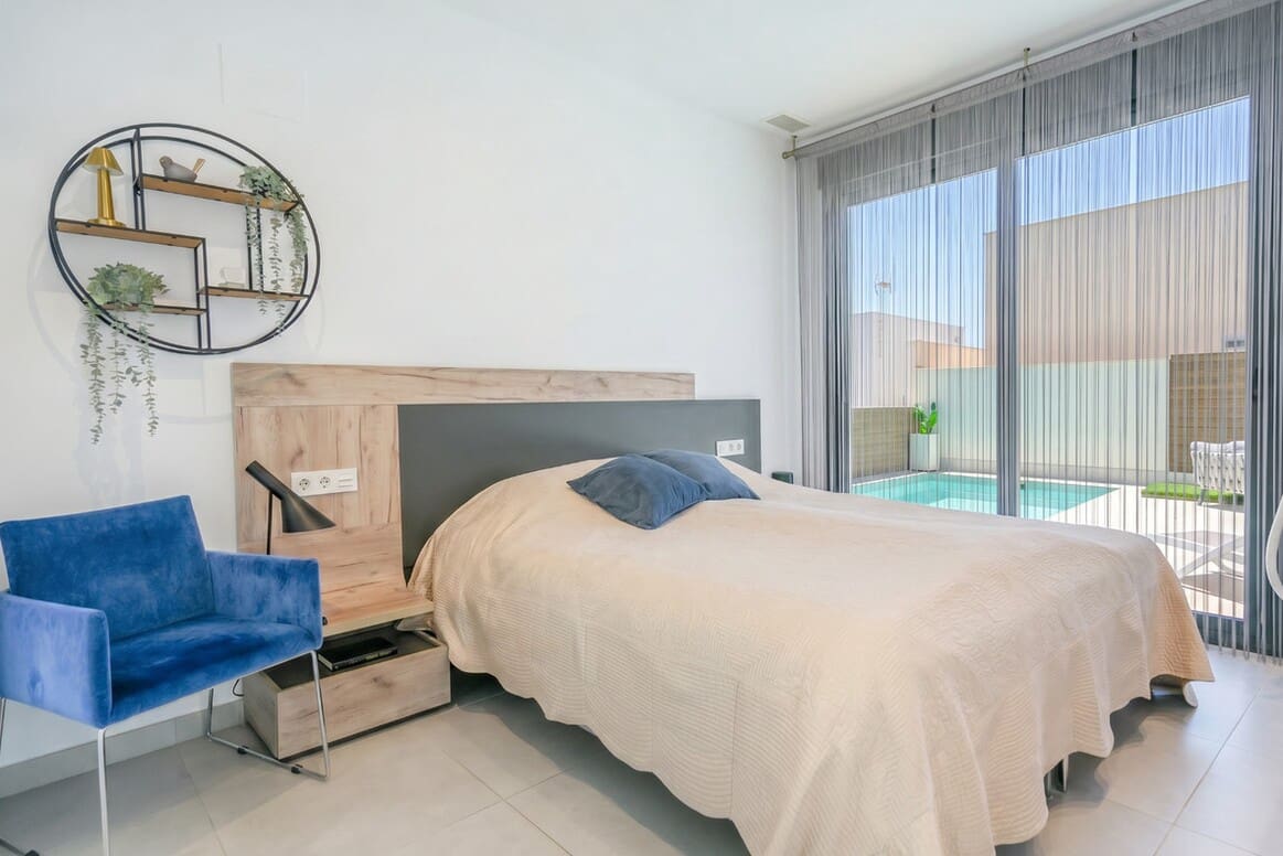 4 soveværelse Villa til salg i Benijofar med swimmingpool garage - € 640.000 (Ref: 10172651)