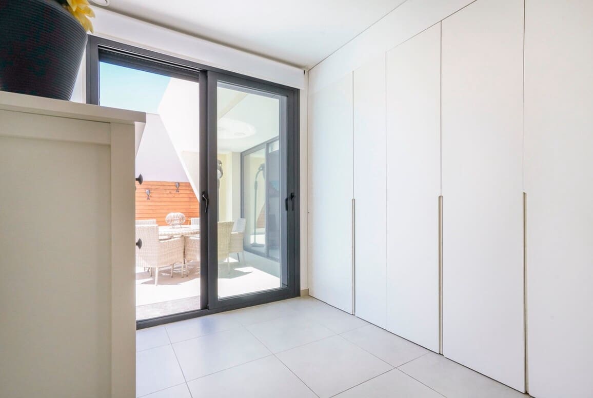 4 soveværelse Villa til salg i Benijofar med swimmingpool garage - € 640.000 (Ref: 10172651)