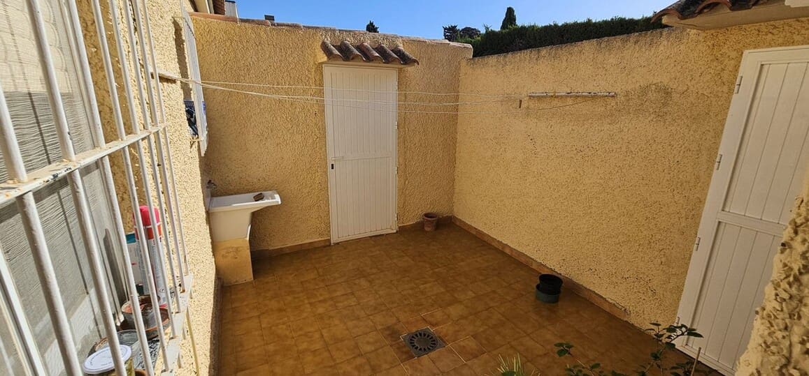 5 soveværelse Villa til salg i Campoamor med swimmingpool garage - € 769.000 (Ref: 10172654)