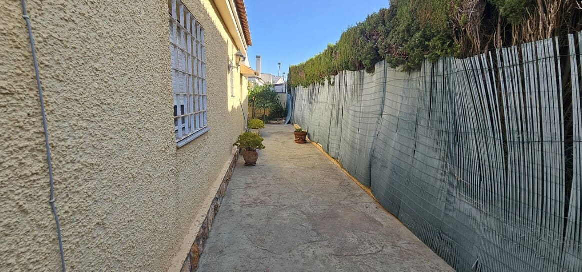 5 soveværelse Villa til salg i Campoamor med swimmingpool garage - € 769.000 (Ref: 10172654)