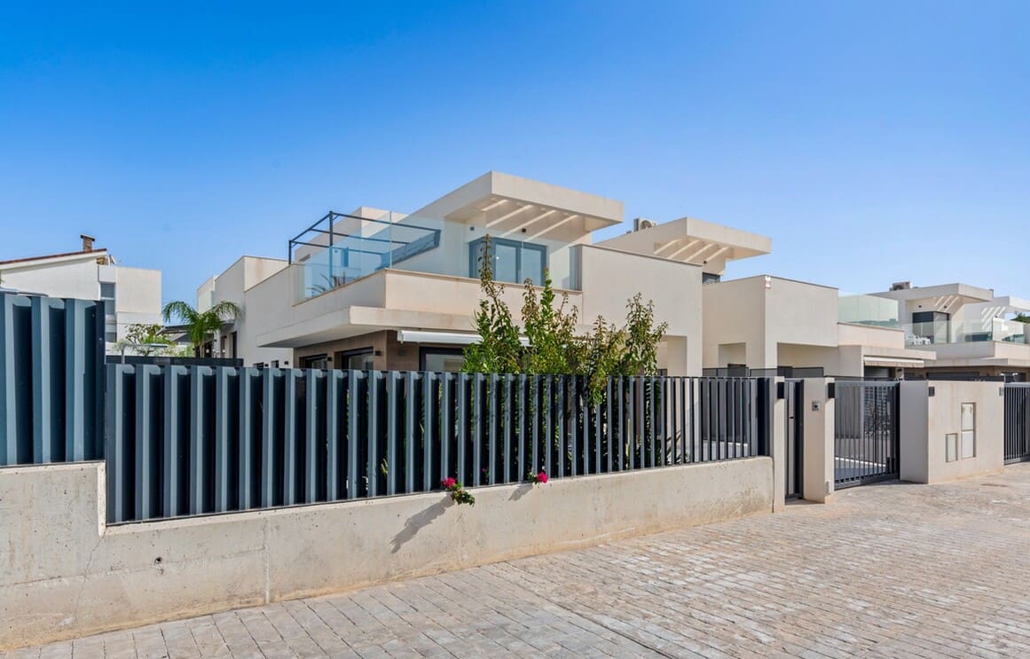 3 Zimmer Doppelhaus zu verkaufen in San Fulgencio mit Pool - 430.000 € (Ref: 10172657)