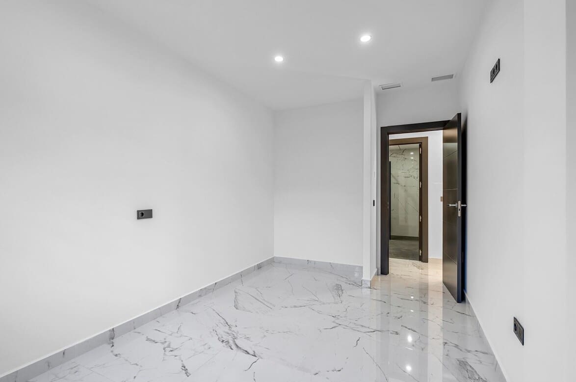 4 sypialnia Willa na sprzedaż w Campoamor z basenem garażem - 985 000 € (Ref: 10172664)