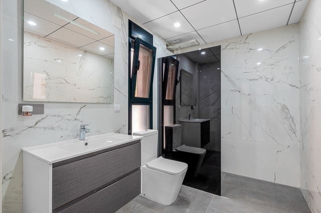 4 sypialnia Willa na sprzedaż w Dehesa de Campoamor, Orihuela z basenem garażem - 985 000 € (Ref: 10172664)
