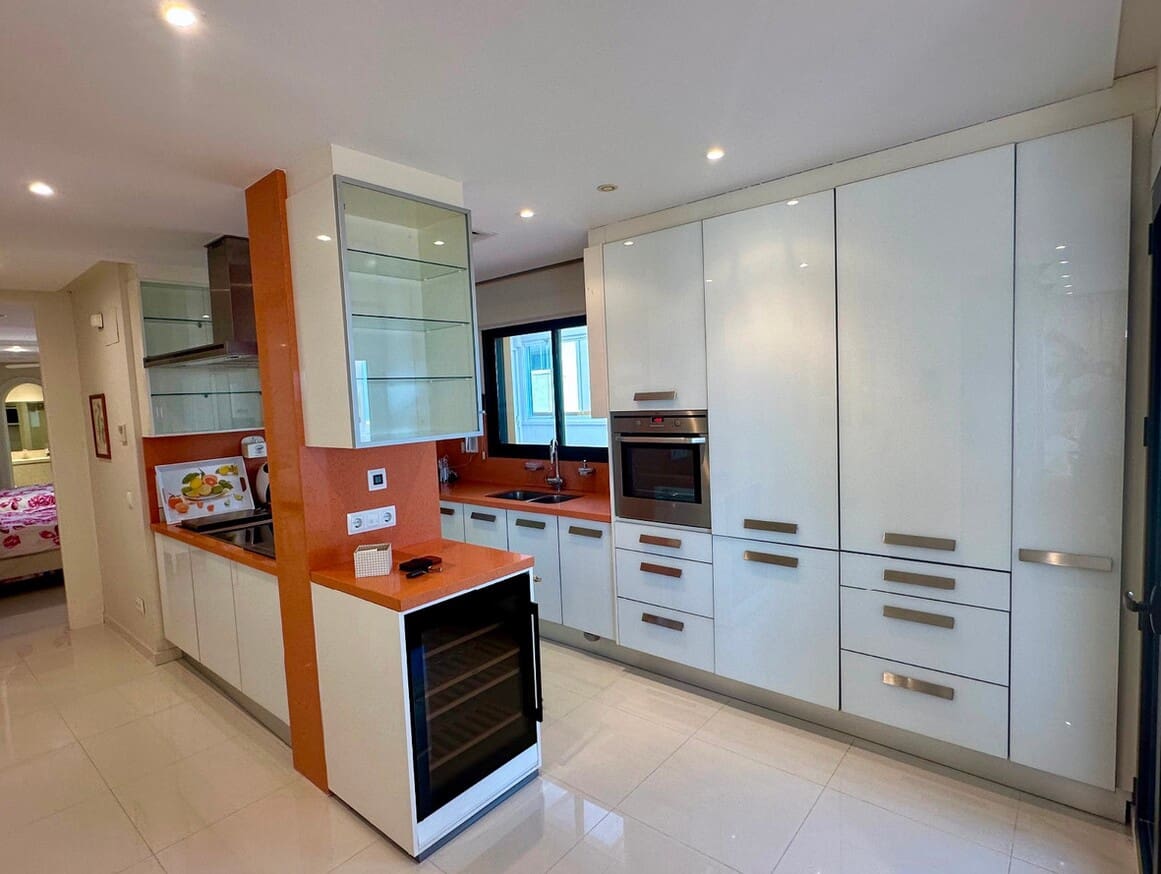 2 soveværelse Lejlighed til salg i Guardamar del Segura med swimmingpool garage - € 419.000 (Ref: 10172665)
