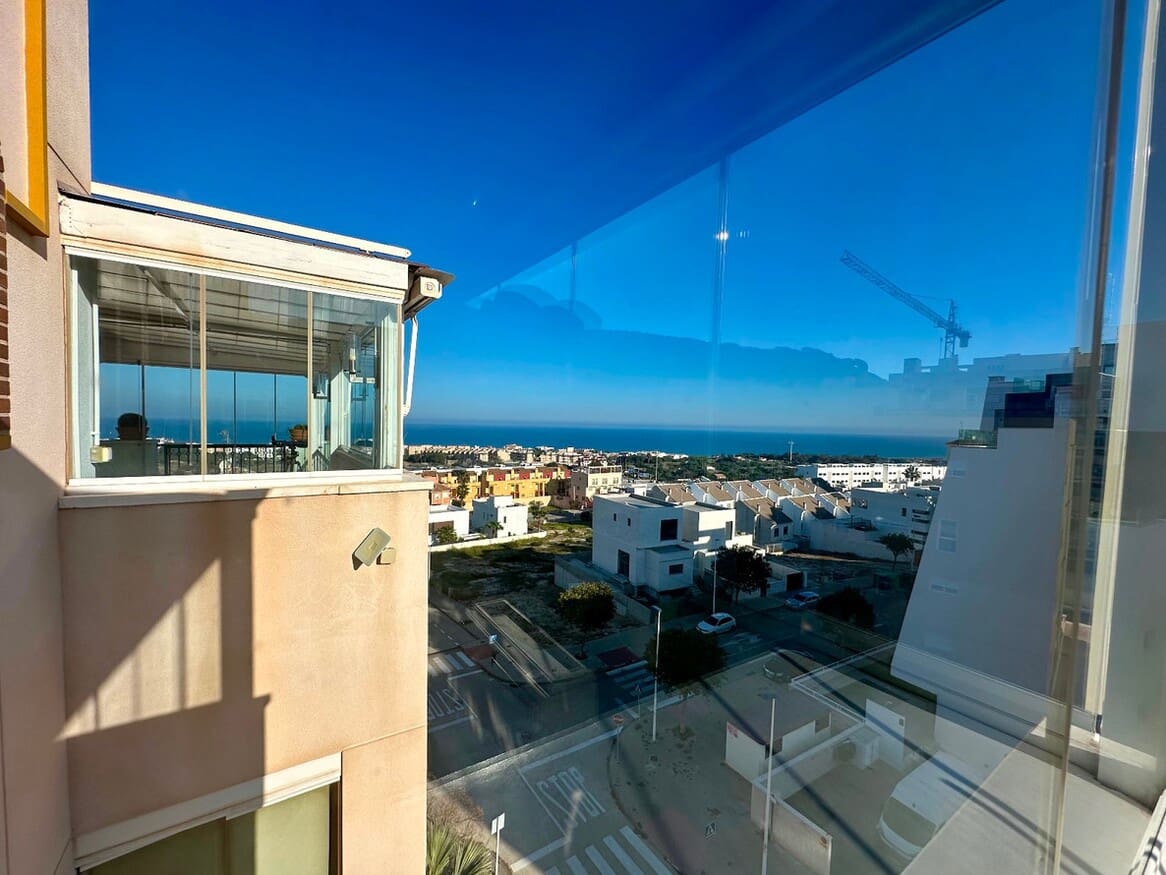 2 soveværelse Lejlighed til salg i Guardamar del Segura med swimmingpool garage - € 419.000 (Ref: 10172665)