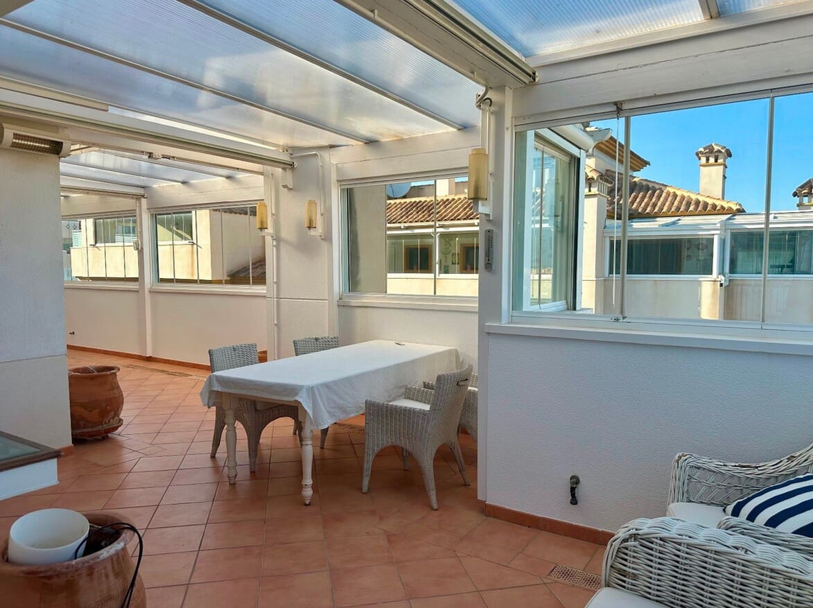2 soveværelse Lejlighed til salg i Guardamar del Segura med swimmingpool garage - € 419.000 (Ref: 10172665)