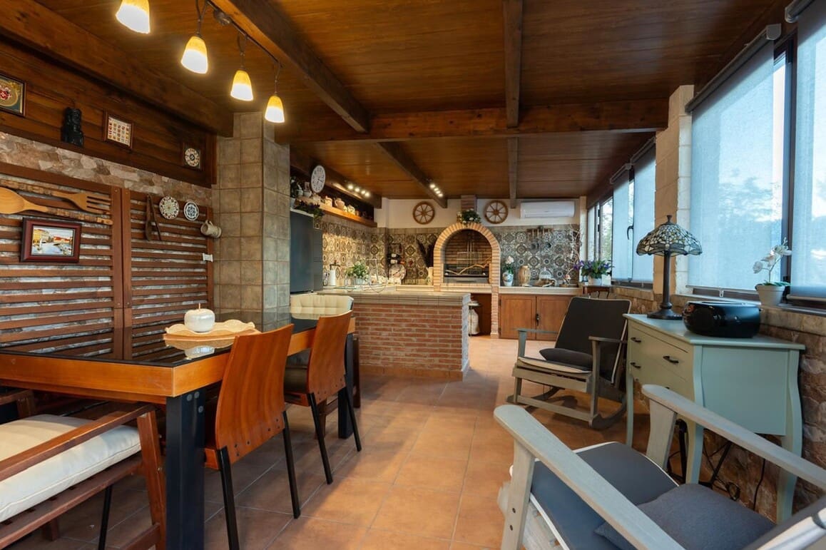 7 soveværelse Villa til salg i Los Altos med swimmingpool - € 930.000 (Ref: 10172666)