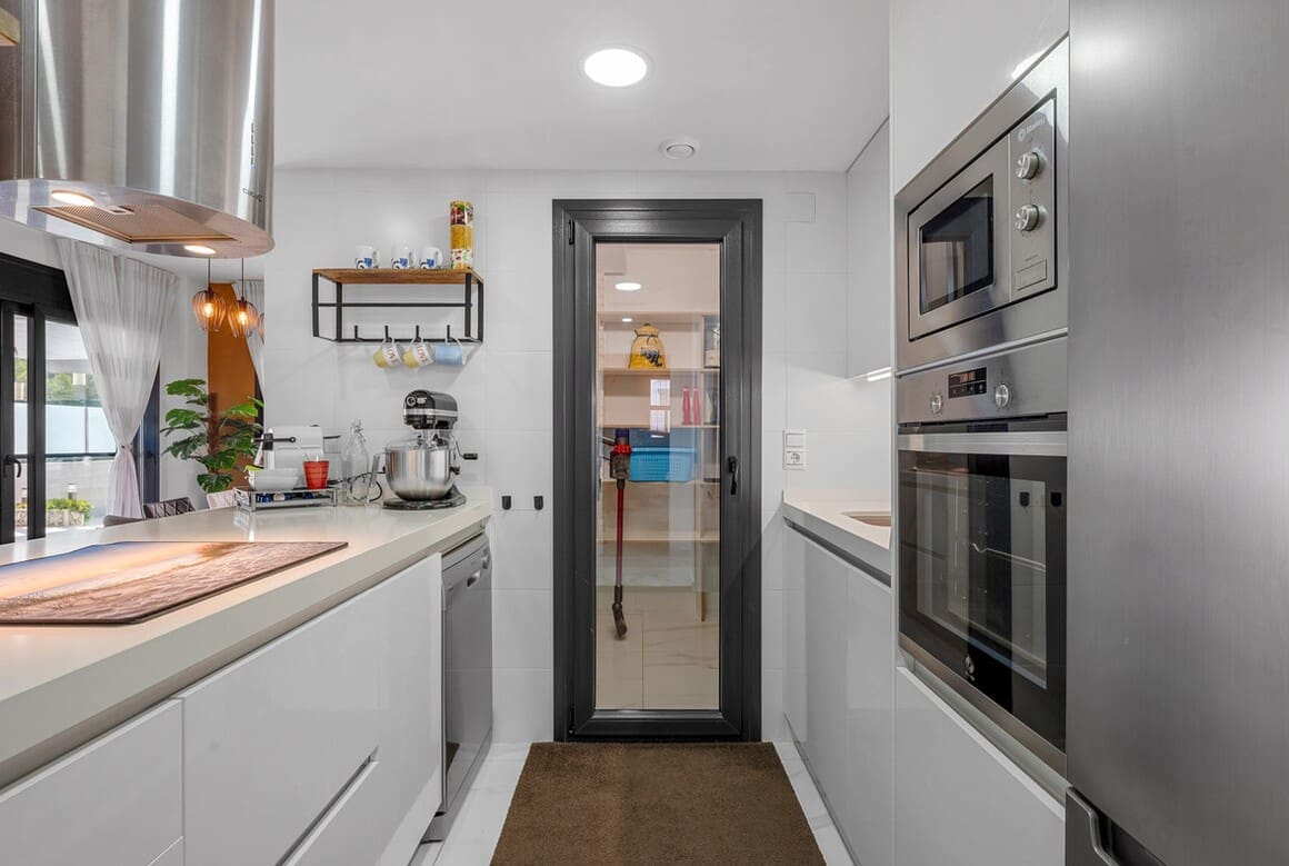 Apartamento de 3 habitaciones en Guardamar del Segura en venta con piscina garaje - 379.000 € (Ref: 10172668)