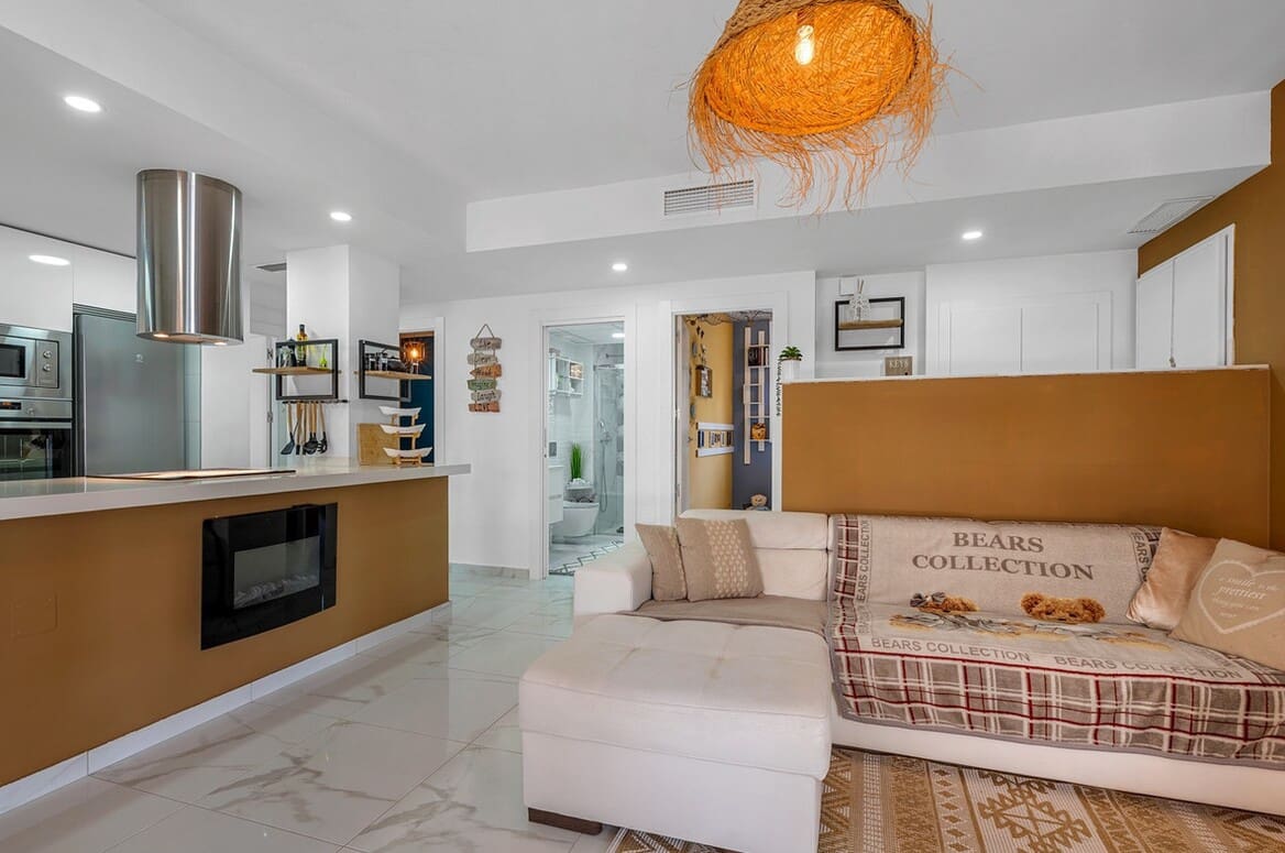 Apartamento de 3 habitaciones en Guardamar del Segura en venta con piscina garaje - 379.000 € (Ref: 10172668)