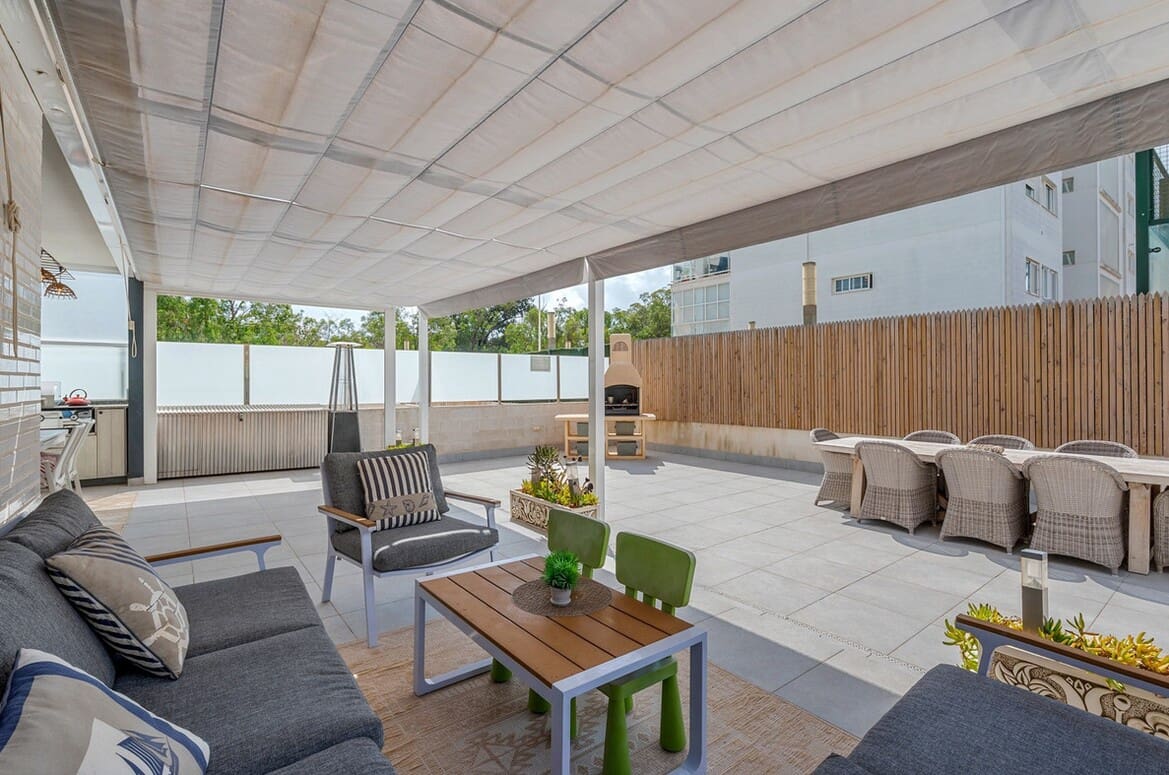 Apartamento de 3 habitaciones en Guardamar del Segura en venta con piscina garaje - 379.000 € (Ref: 10172668)