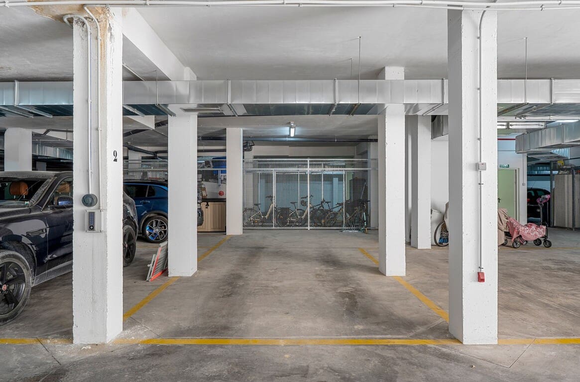 Apartamento de 3 habitaciones en Guardamar del Segura en venta con piscina garaje - 379.000 € (Ref: 10172668)