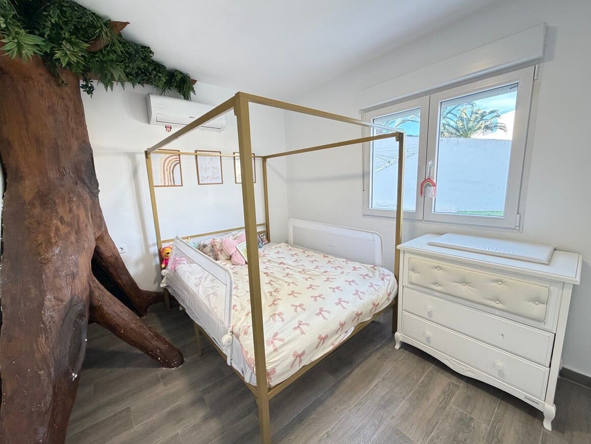 6 Zimmer Villa zu verkaufen in Orihuela Costa mit Pool Garage - 695.000 € (Ref: 10172669)