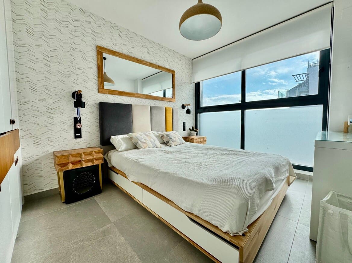 4 soverom Hus til salgs i Guardamar del Segura med garasje - € 360 000 (Ref: 10172670)
