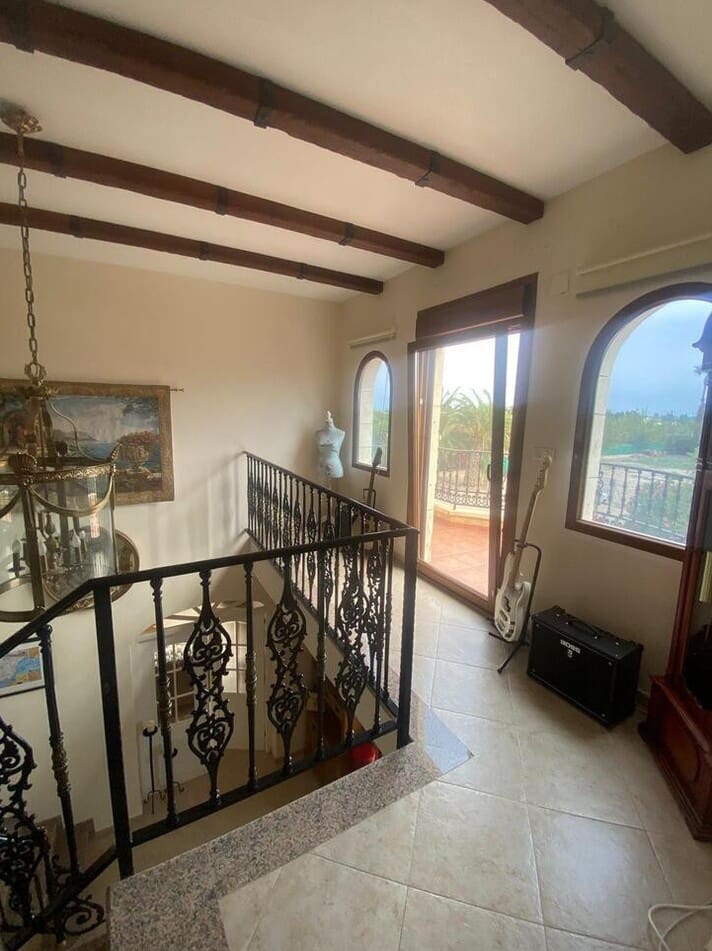 4 bedroom Finca/Country House for sale in Orihuela with pool garage - € 750,000 (Ref: 10172673)