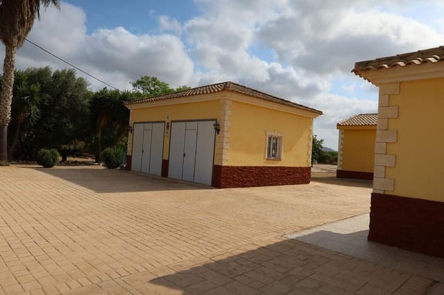 Finca/Casa Rural de 4 habitaciones en Orihuela ciudad, Orihuela en venta con piscina garaje - 750.000 € (Ref: 10172673)