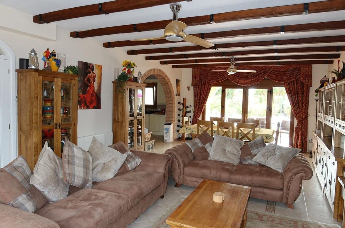 4 bedroom Finca/Country House for sale in Orihuela with pool garage - € 750,000 (Ref: 10172673)