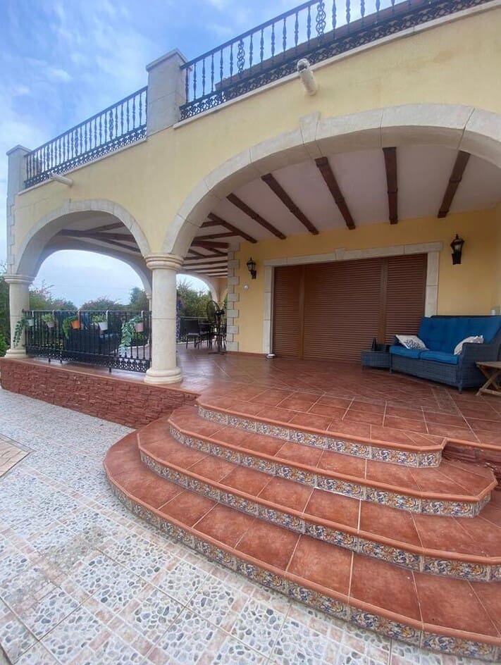 4 bedroom Finca/Country House for sale in Orihuela with pool garage - € 750,000 (Ref: 10172673)