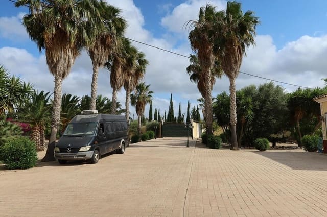 Finca/Casa Rural de 4 habitaciones en Orihuela ciudad, Orihuela en venta con piscina garaje - 750.000 € (Ref: 10172673)