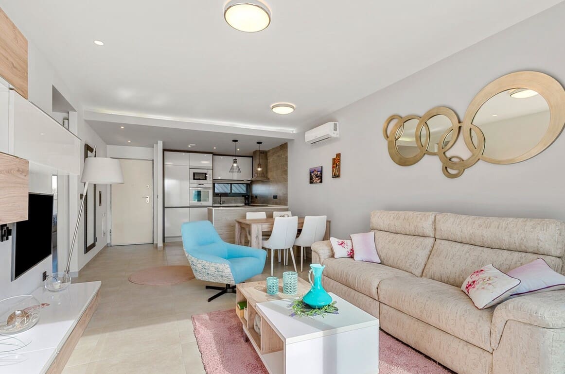 2 Zimmer Apartment zu verkaufen in Guardamar del Segura mit Pool Garage - 295.000 € (Ref: 10172675)
