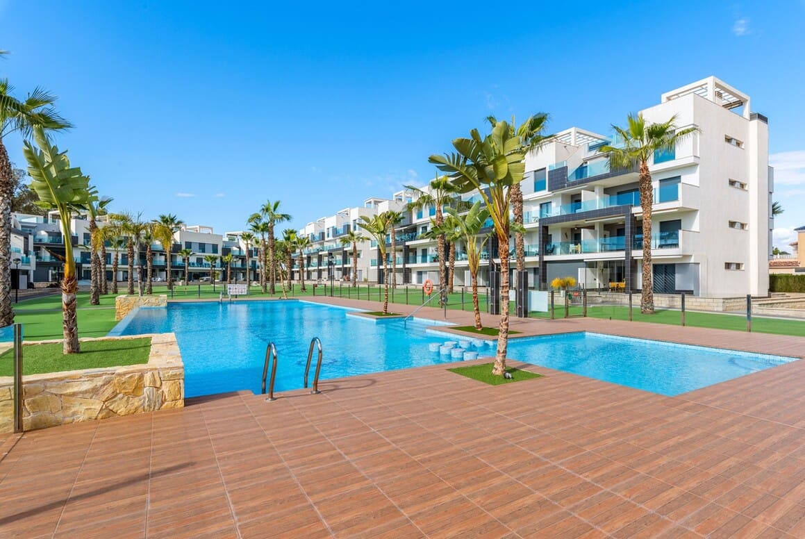 2 Zimmer Apartment zu verkaufen in Guardamar del Segura mit Pool Garage - 295.000 € (Ref: 10172675)