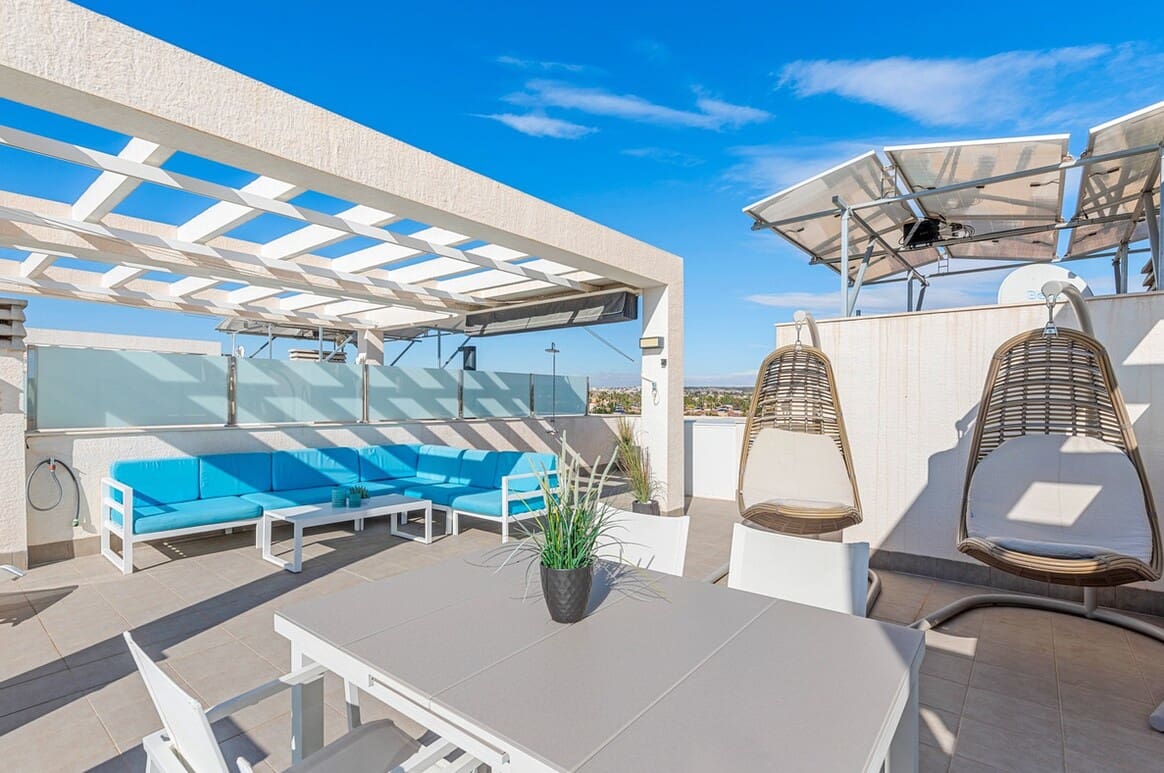 2 Zimmer Apartment zu verkaufen in Guardamar del Segura mit Pool Garage - 295.000 € (Ref: 10172675)