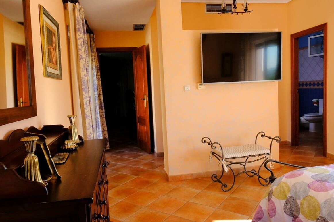 5 bedroom Finca/Country House for sale in Orihuela with pool - € 649,999 (Ref: 10172677)