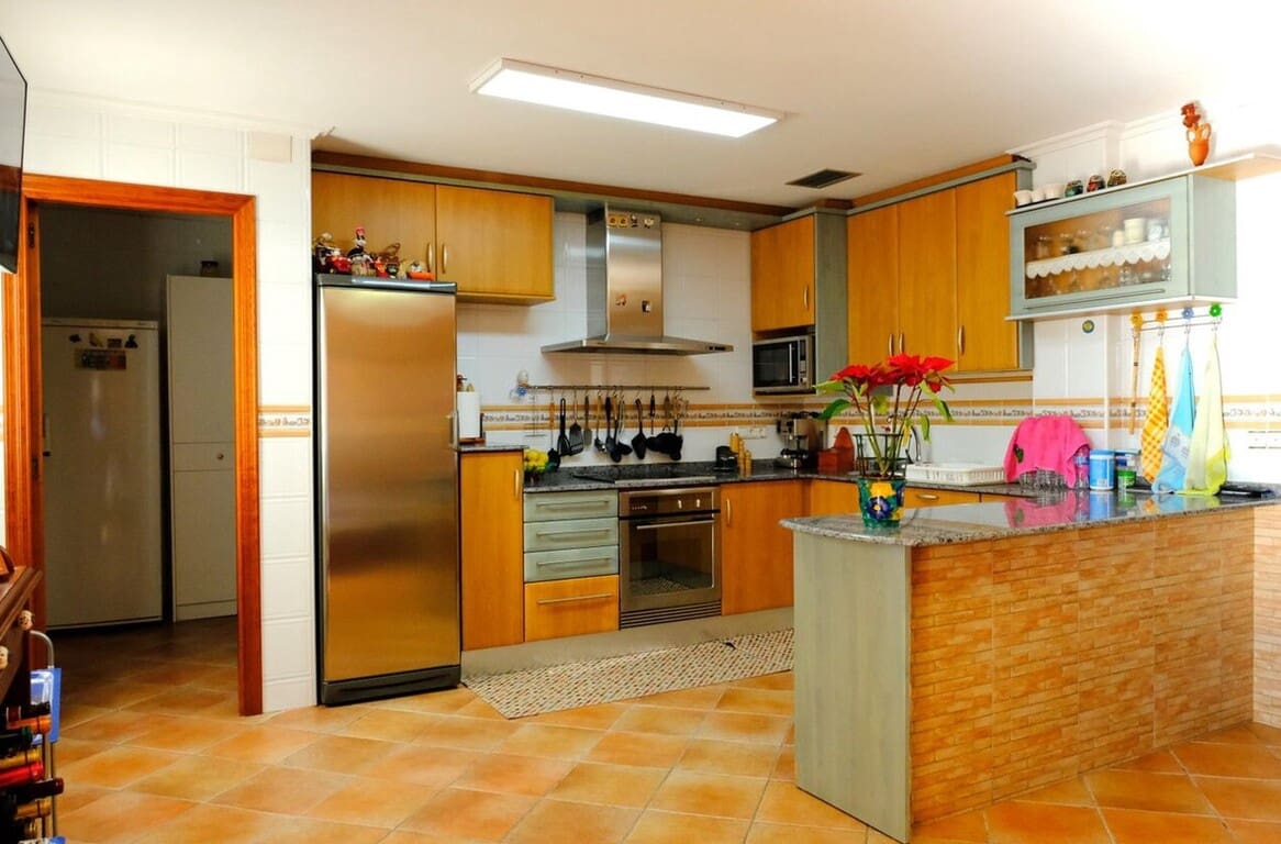 5 bedroom Finca/Country House for sale in Orihuela with pool - € 649,999 (Ref: 10172677)