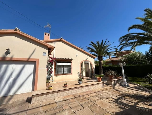 3 sypialnia Willa na sprzedaż w Cabo Roig, Orihuela z basenem - 790 000 € (Ref: 10172678)