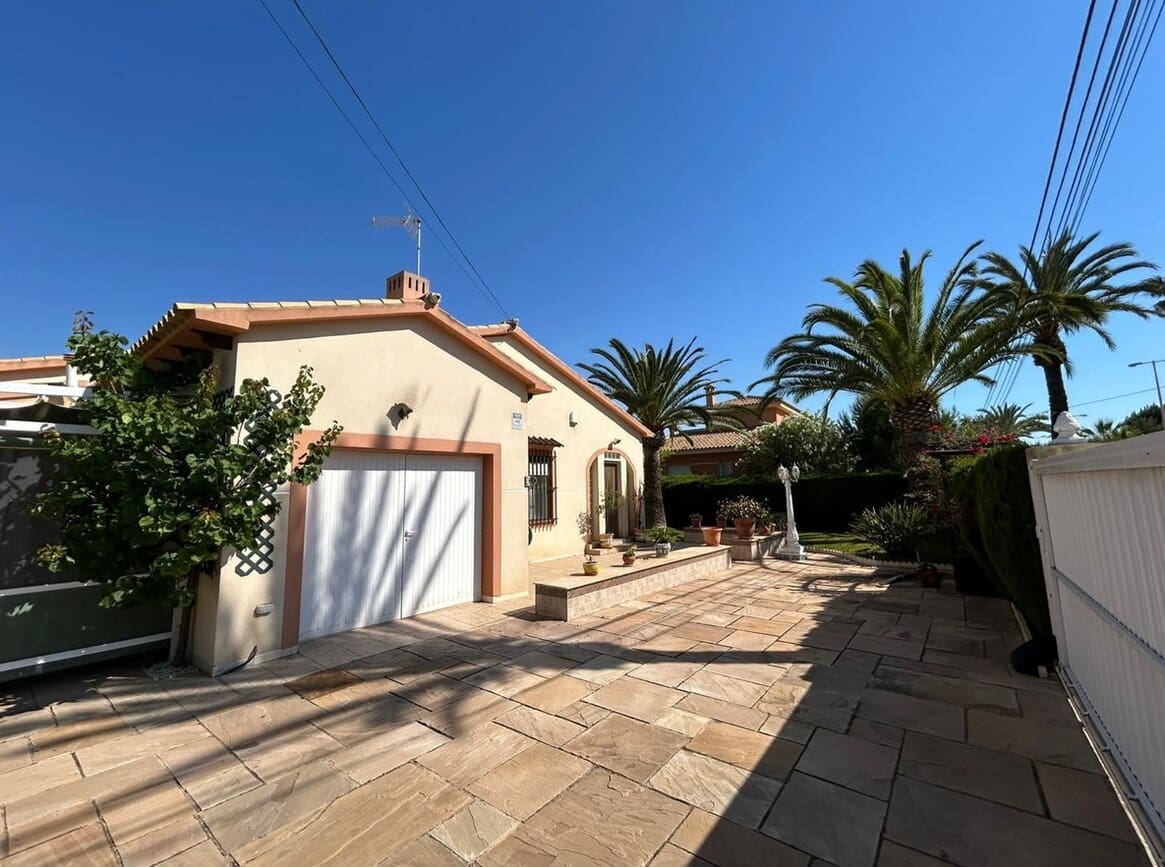 3 sypialnia Willa na sprzedaż w Cabo Roig z basenem - 790 000 € (Ref: 10172678)