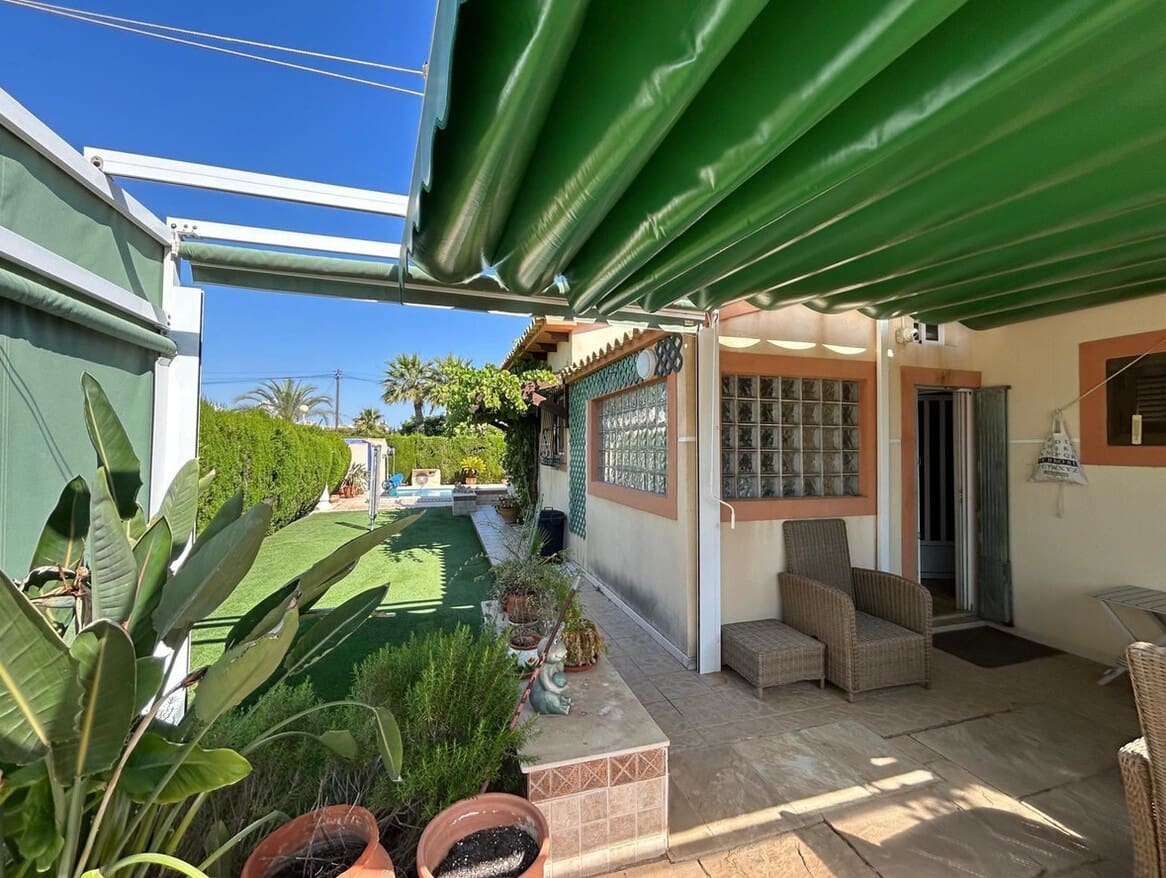 3 sypialnia Willa na sprzedaż w Cabo Roig z basenem - 790 000 € (Ref: 10172678)