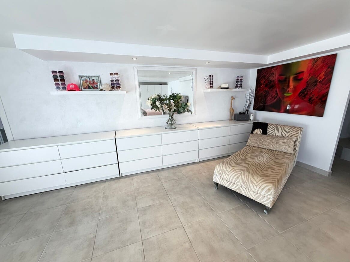 3 bedroom Villa for sale in San Miguel de Salinas with pool - € 330,000 (Ref: 10172679)