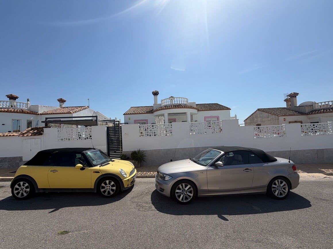 3 bedroom Villa for sale in San Miguel de Salinas with pool - € 330,000 (Ref: 10172679)