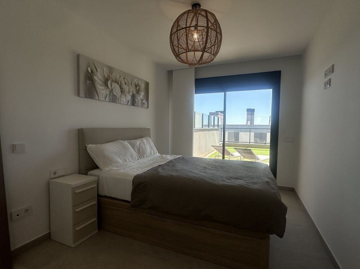2 slaapkamer Appartement te koop in Santa Pola met zwembad garage - € 419.000 (Ref: 10172680)