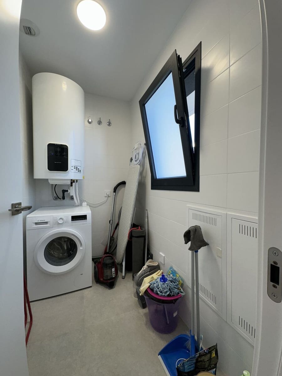 2 slaapkamer Appartement te koop in Santa Pola met zwembad garage - € 419.000 (Ref: 10172680)