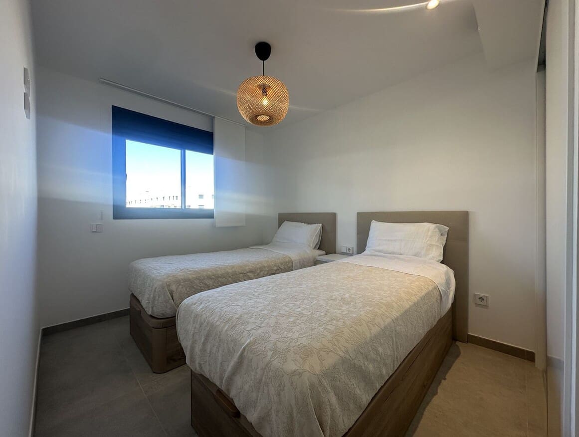 2 slaapkamer Appartement te koop in Santa Pola met zwembad garage - € 419.000 (Ref: 10172680)