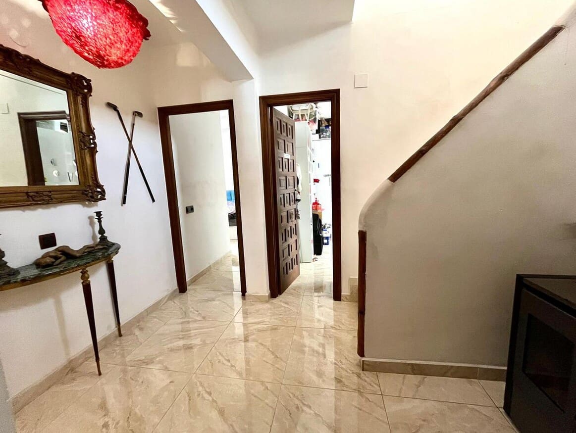 4 bedroom Villa for sale in Orihuela Costa with pool garage - € 879,000 (Ref: 10172681)
