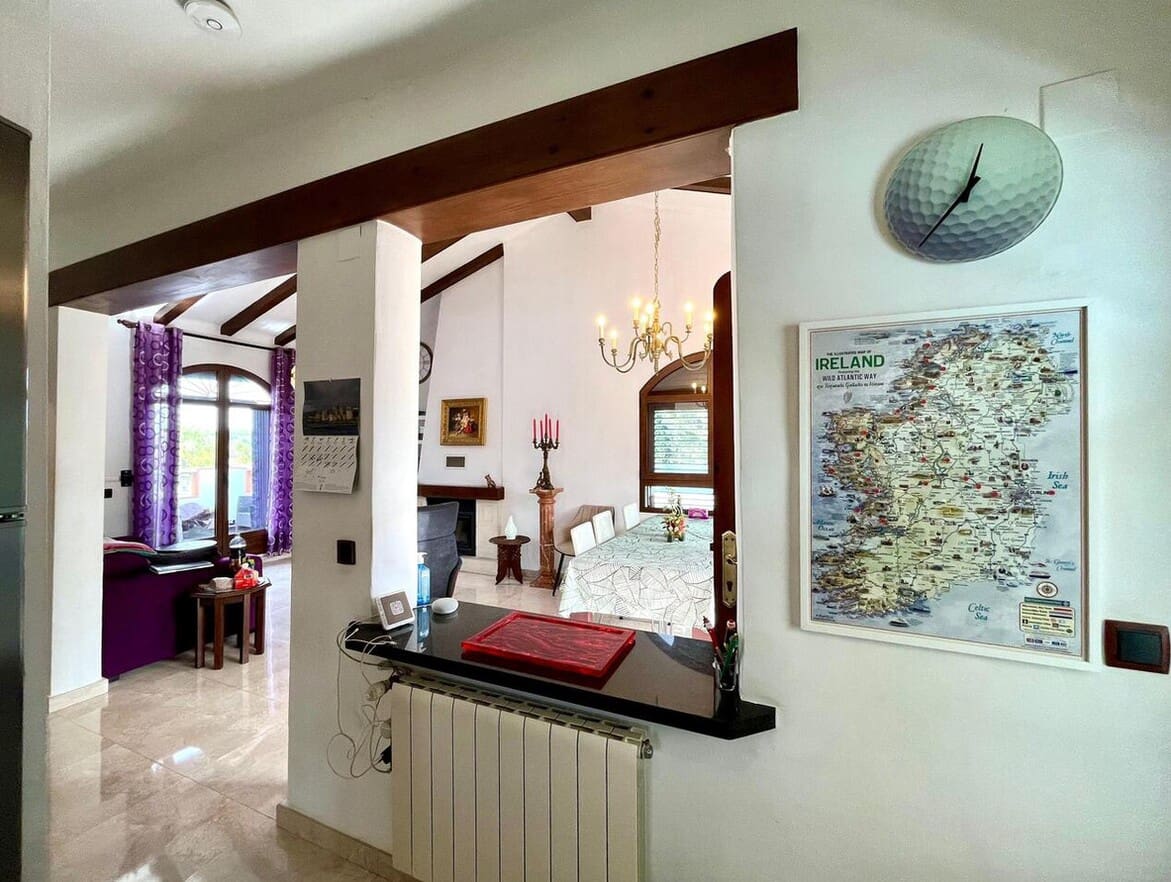 4 bedroom Villa for sale in Orihuela Costa with pool garage - € 879,000 (Ref: 10172681)