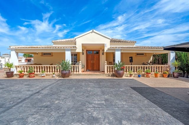 6 slaapkamer Finca/Landhuis te koop in Almoradí met zwembad - € 595.000 (Ref: 10172682)