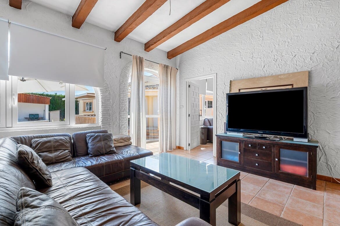 6 Zimmer Finca/Landgut zu verkaufen in Almoradi mit Pool - 595.000 € (Ref: 10172682)