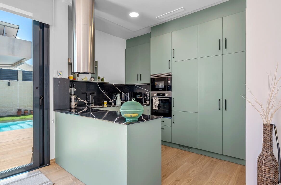 3 sypialnia Willa na sprzedaż w Benijofar z basenem garażem - 599 000 € (Ref: 10172683)