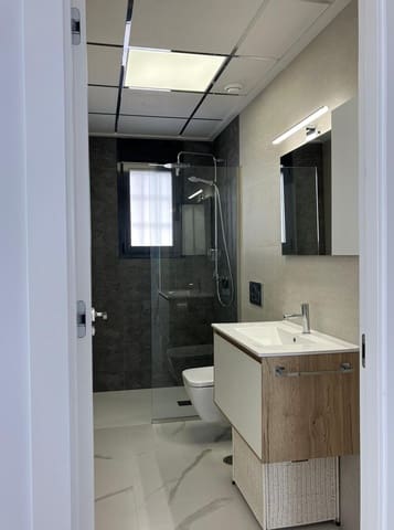 Apartamento de 2 habitaciones en San Miguel de Salinas en venta con piscina garaje - 319.000 € (Ref: 10172689)