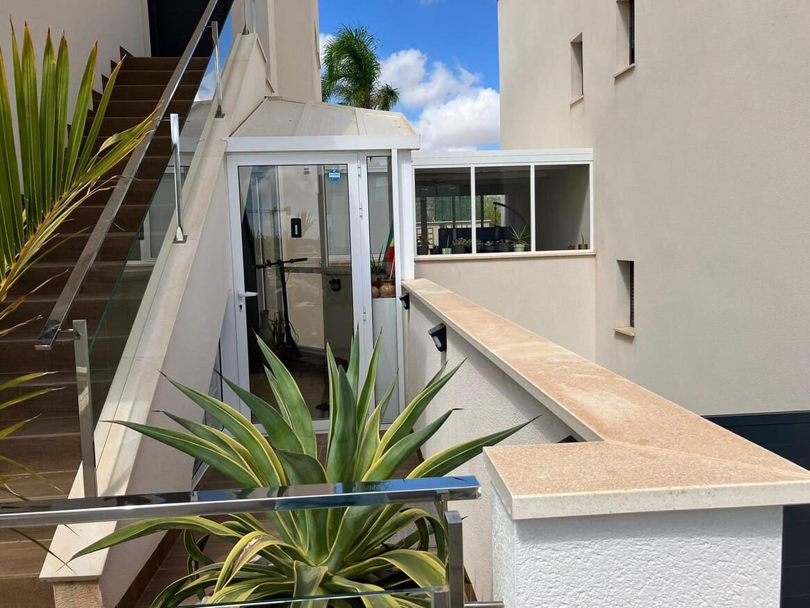 2 soveværelse Lejlighed til salg i San Miguel de Salinas med swimmingpool garage - € 319.000 (Ref: 10172689)