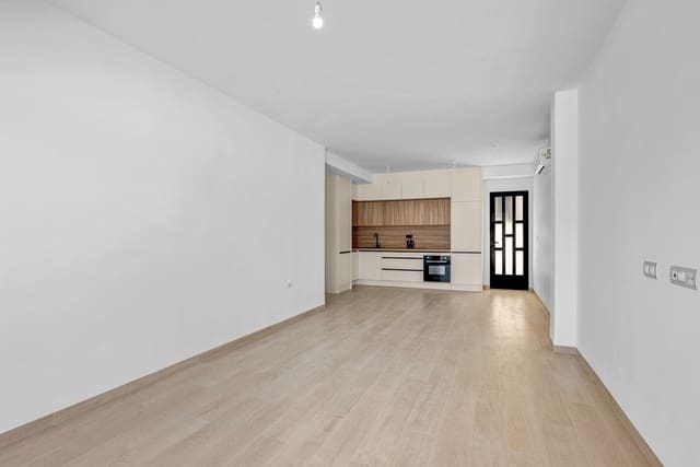 Apartamento de 2 habitaciones en San Miguel de Salinas en venta con piscina - 229.000 € (Ref: 10172691)