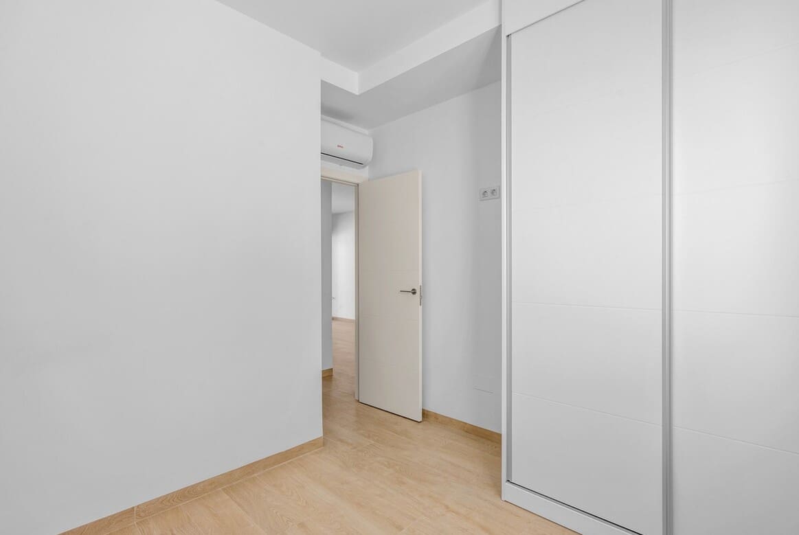 Apartamento de 2 habitaciones en San Miguel de Salinas en venta con piscina - 229.000 € (Ref: 10172691)