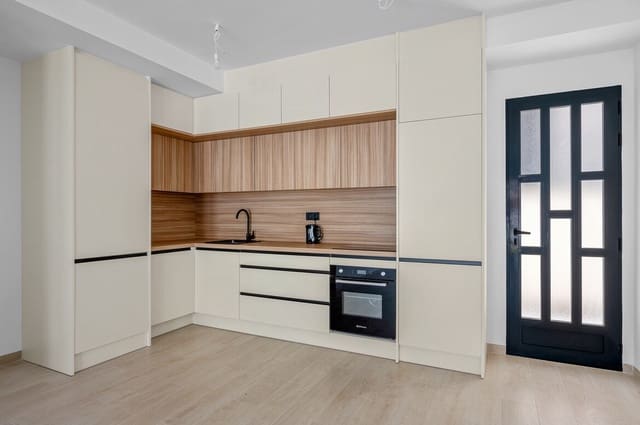 Apartamento de 2 habitaciones en San Miguel de Salinas en venta con piscina - 229.000 € (Ref: 10172691)